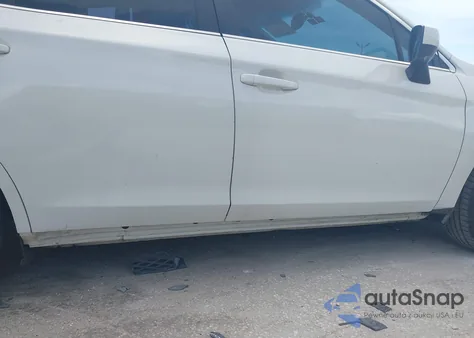 2015 Subaru Legacy 2.5I Premium z USA, uszkodzony, nr VIN 4S3BNAC61F3007501